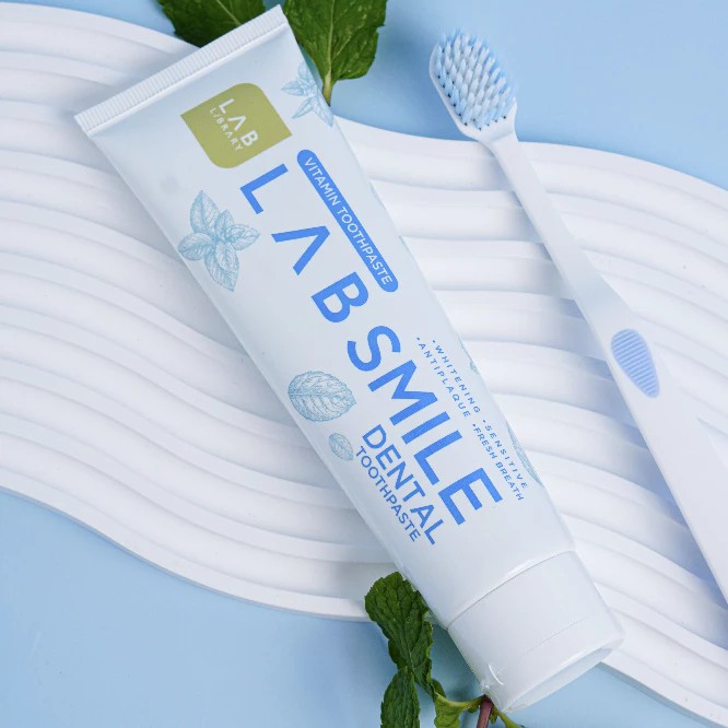 �ٻ�Ҿ���2 �ͧ�Թ��� : Lab Smile Dental -�ź ������鹷�� ���տѹ�ٵþ�������� ��������֡�ѭ�Ҫ�ͧ�ҡ ��§�����ҳ������紶�������