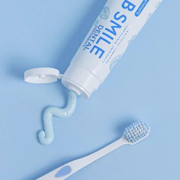 �ٻ�Ҿ���3 �ͧ�Թ��� : Lab Smile Dental -�ź ������鹷�� ���տѹ�ٵþ�������� ��������֡�ѭ�Ҫ�ͧ�ҡ ��§�����ҳ������紶�������